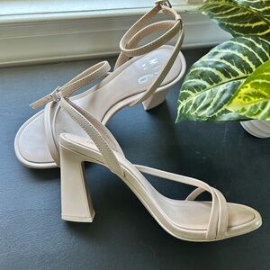 Women’s Nude shoes. Mix no.6